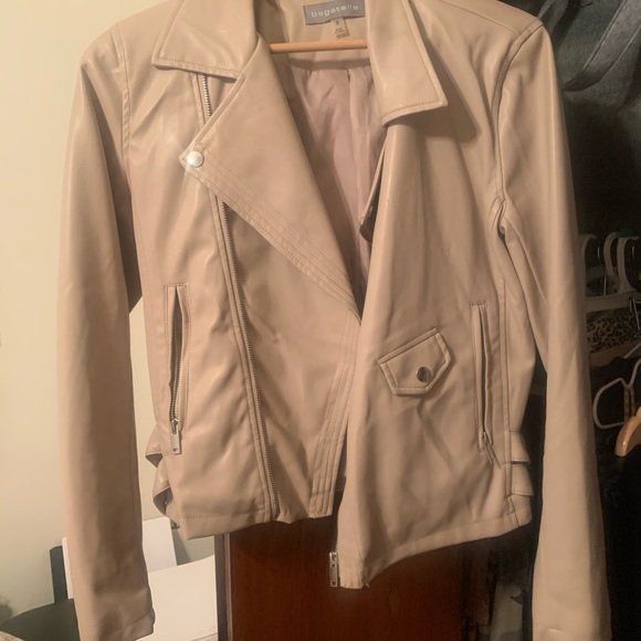 bagatelle Jackets & Blazers - Bagatelle tan leather jacket with zippers